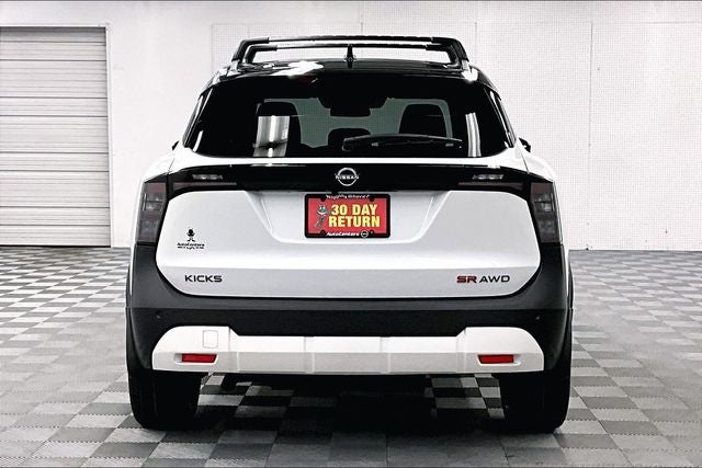 2026 Nissan Kicks SR AWD