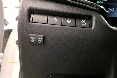 2026 Nissan Kicks SR - Premium and Cold Weather Packages