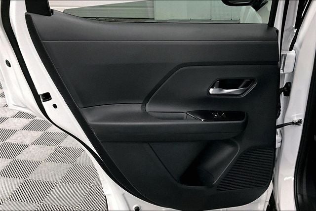 2026 Nissan Kicks SR - Premium and Cold Weather Packages