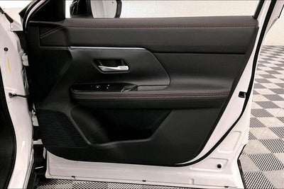 2026 Nissan Kicks SR - Premium and Cold Weather Packages