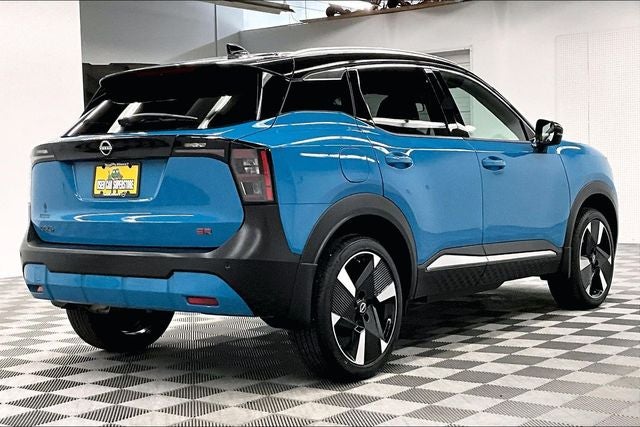 2025 Nissan Kicks SR Premium Pkg - Pano Roof - Adaptive Cruise