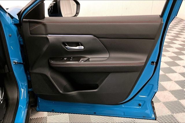 2026 Nissan Kicks SR - Premium and Cold Weather Packages