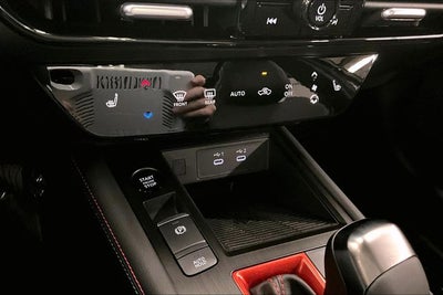 2025 Nissan Kicks SR - Premium, Electronics, Illumination Pkgs