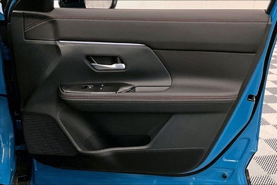 2025 Nissan Kicks SR AWD - Premium, Electronics, Illumination Pkgs