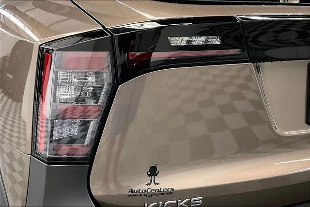 2026 Nissan Kicks SR AWD - Premium and Cold Weather Package