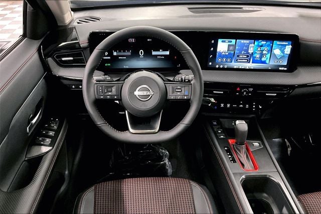 2026 Nissan Kicks SR AWD - Premium and Cold Weather Package