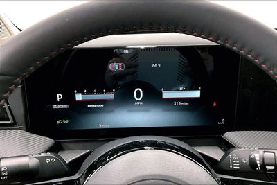 2026 Nissan Kicks SR AWD - Premium and Cold Weather Package