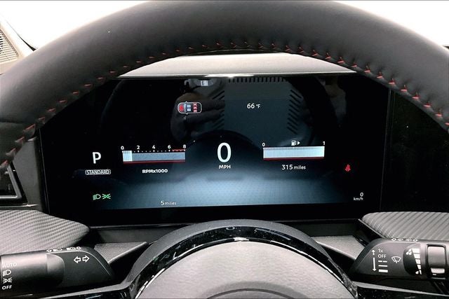 2026 Nissan Kicks SR AWD - Premium and Cold Weather Package