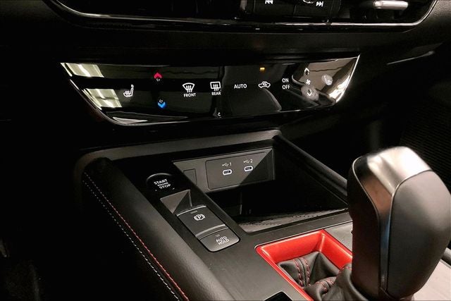 2026 Nissan Kicks SR AWD - Premium and Cold Weather Package