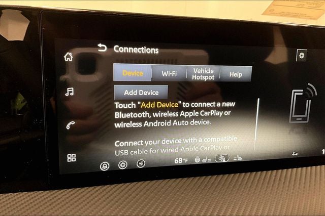 2026 Nissan Kicks SR AWD - Premium and Cold Weather Package