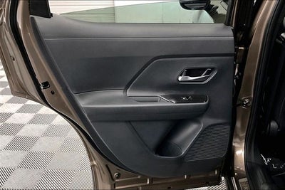 2026 Nissan Kicks SR AWD - Premium and Cold Weather Package