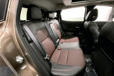 2026 Nissan Kicks SR AWD - Premium and Cold Weather Package