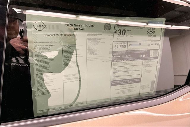 2026 Nissan Kicks SR AWD - Premium and Cold Weather Package