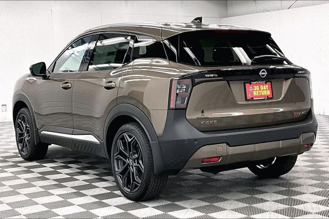 2026 Nissan Kicks SR AWD - Premium and Cold Weather Package