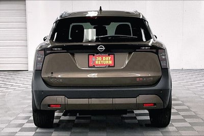 2026 Nissan Kicks SR AWD - Premium and Cold Weather Package