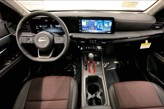 2026 Nissan Kicks SR AWD - Premium and Cold Weather Package