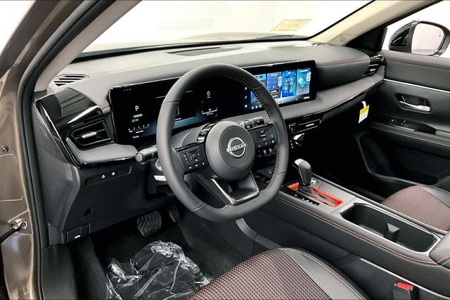 2026 Nissan Kicks SR AWD - Premium and Cold Weather Package