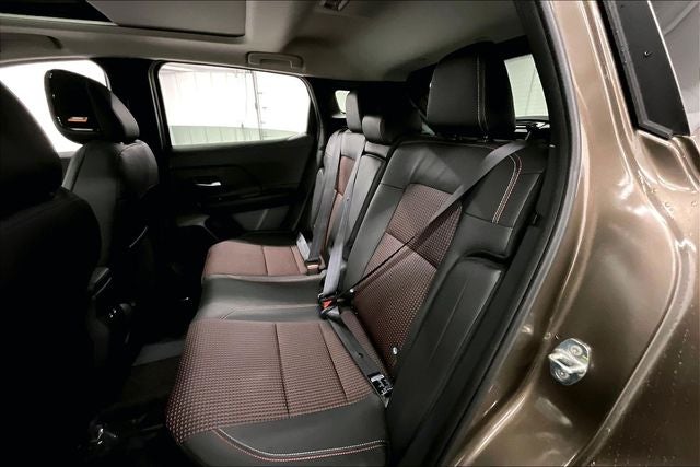 2026 Nissan Kicks SR AWD - Premium, Cold Weather, Electronics, Illumina