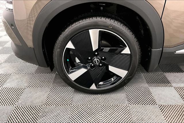 2026 Nissan Kicks SR AWD - Premium, Cold Weather, Electronics, Illumina