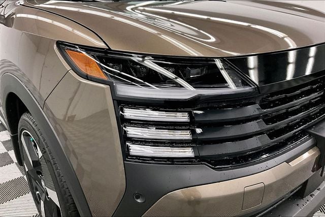 2026 Nissan Kicks SR AWD - Premium, Cold Weather, Electronics, Illumina