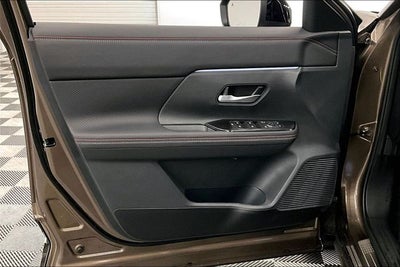 2026 Nissan Kicks SR AWD - Premium, Cold Weather, Electronics, Illumina