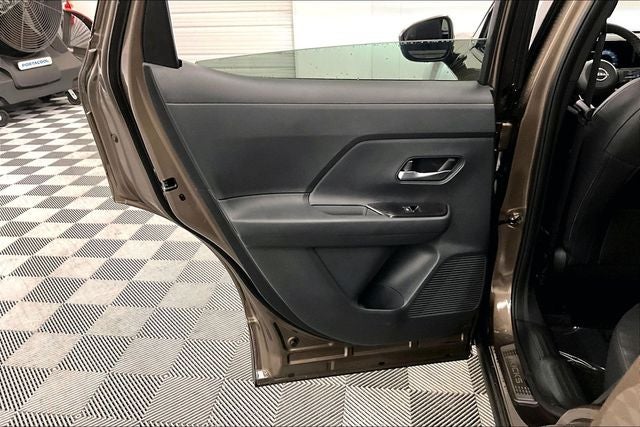 2026 Nissan Kicks SR AWD - Premium, Cold Weather, Electronics, Illumina