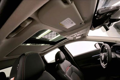 2026 Nissan Kicks SR AWD - Premium, Cold Weather, Electronics, Illumina