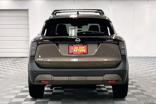 2026 Nissan Kicks SR AWD - Premium, Cold Weather, Electronics, Illumina