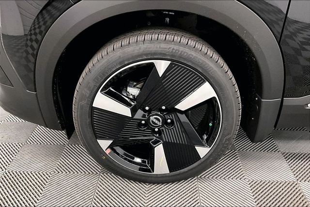 2026 Nissan Kicks SR AWD - Premium and Cold Weather Packages