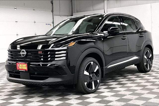 2026 Nissan Kicks SR AWD - Premium and Cold Weather Packages