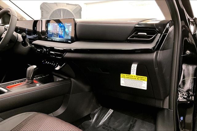 2026 Nissan Kicks SR AWD - Premium and Cold Weather Packages