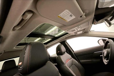 2026 Nissan Kicks SR AWD - Premium and Cold Weather Packages