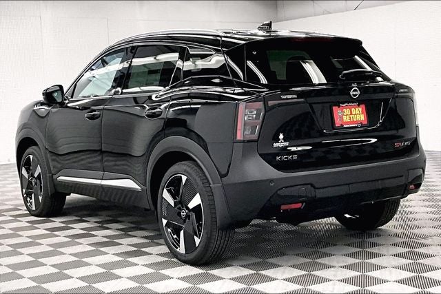 2026 Nissan Kicks SR AWD - Premium and Cold Weather Packages