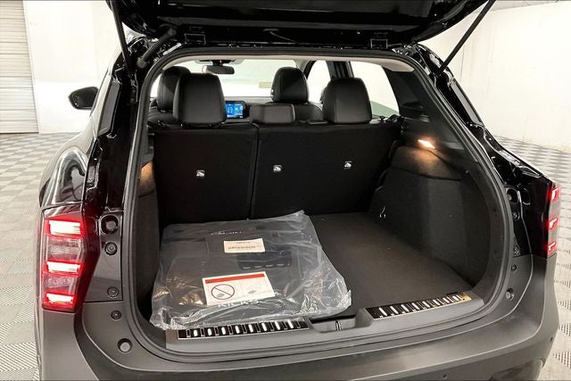 2026 Nissan Kicks SR AWD - Premium and Cold Weather Packages