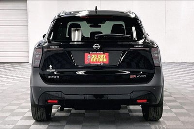 2026 Nissan Kicks SR AWD - Premium and Cold Weather Packages