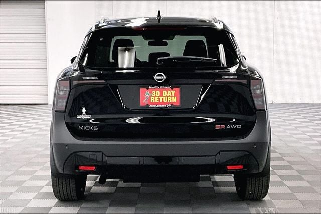 2026 Nissan Kicks SR AWD - Premium and Cold Weather Packages