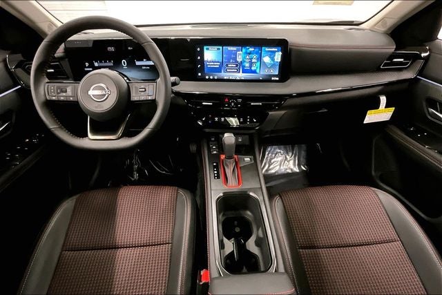 2026 Nissan Kicks SR AWD - Premium and Cold Weather Packages