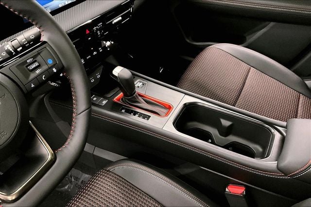 2026 Nissan Kicks SR AWD - Premium and Cold Weather Packages