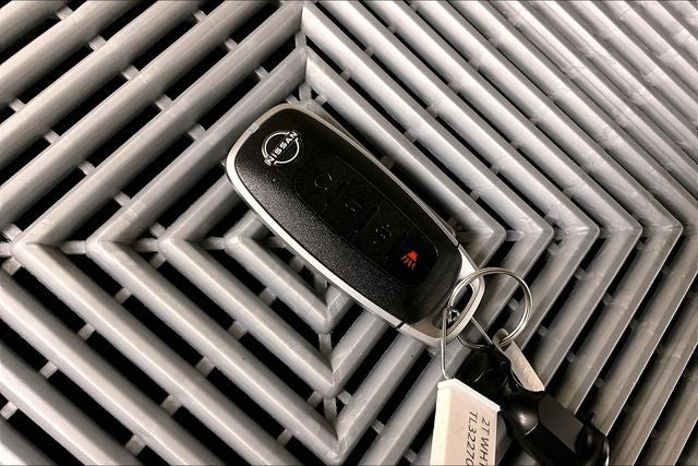 2026 Nissan Kicks SR AWD - Premium, Cold Weather, Electronics, Illumina