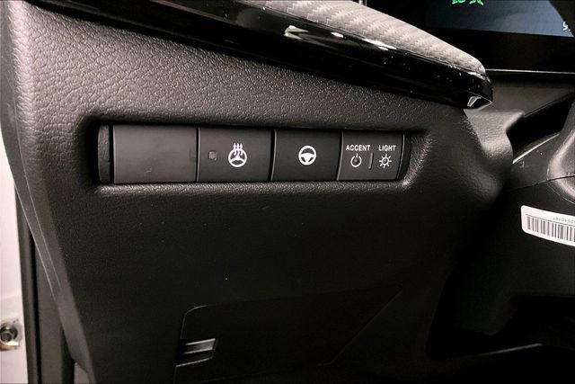 2026 Nissan Kicks SR AWD - Premium, Cold Weather, Electronics, Illumina