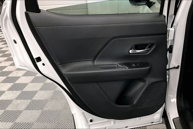 2026 Nissan Kicks SR AWD - Premium, Cold Weather, Electronics, Illumina