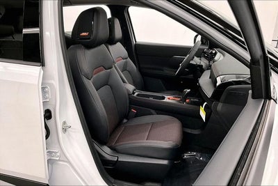 2026 Nissan Kicks SR AWD - Premium, Cold Weather, Electronics, Illumina