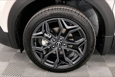 2026 Nissan Kicks SR AWD - Premium and Cold Weather Packages