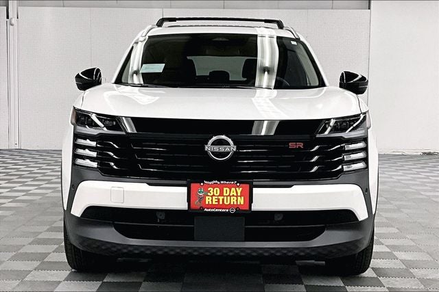 2026 Nissan Kicks SR AWD - Premium and Cold Weather Packages