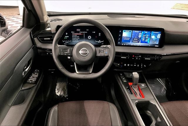 2026 Nissan Kicks SR AWD - Premium and Cold Weather Packages