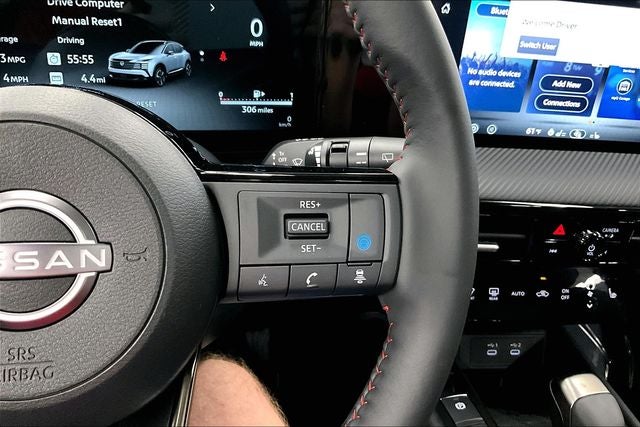 2026 Nissan Kicks SR AWD - Premium and Cold Weather Packages