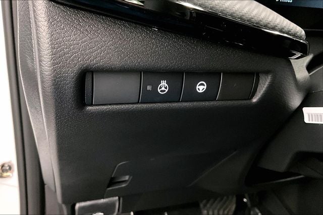 2026 Nissan Kicks SR AWD - Premium and Cold Weather Packages