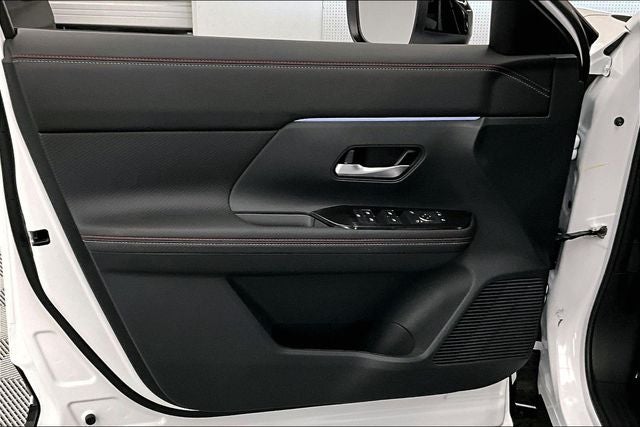 2026 Nissan Kicks SR AWD - Premium and Cold Weather Packages