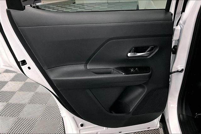 2026 Nissan Kicks SR AWD - Premium and Cold Weather Packages