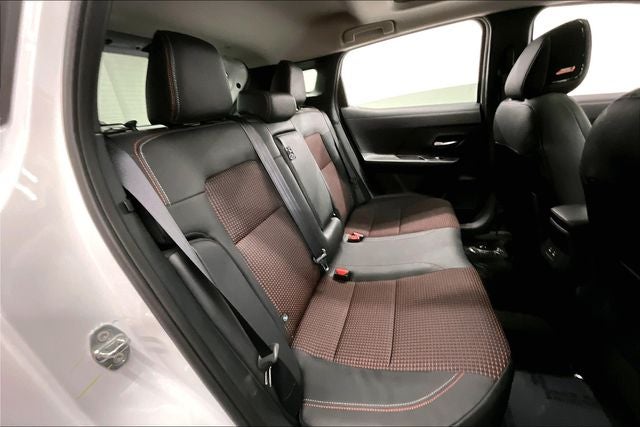 2026 Nissan Kicks SR AWD - Premium and Cold Weather Packages